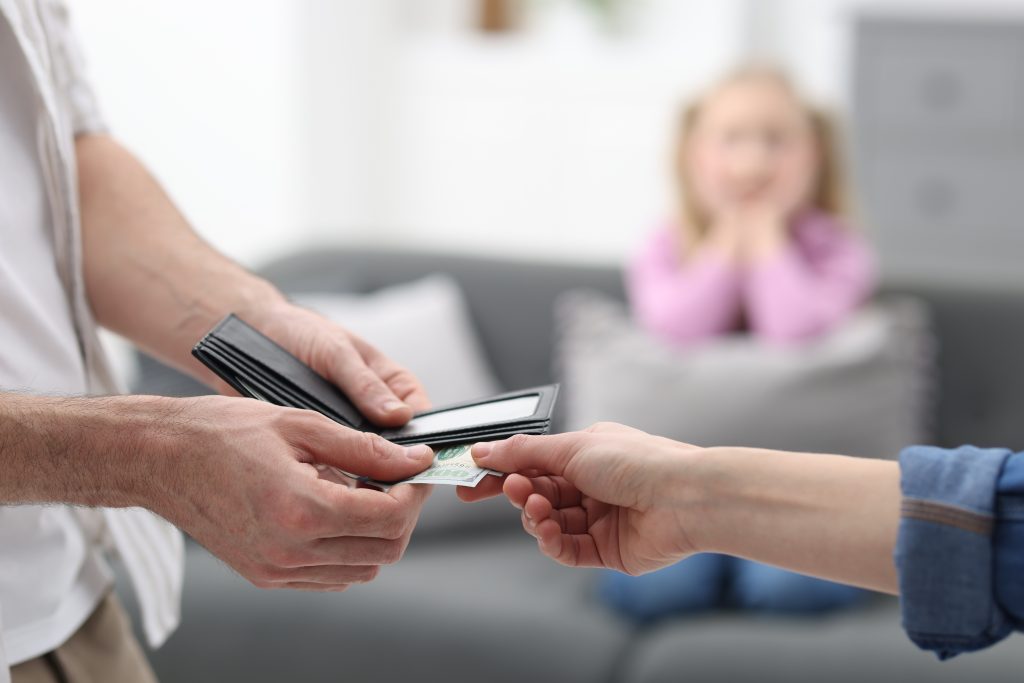 Das OLG Düsseldorf stärkt unterhaltspflichtige Kinder: Ein Selbstbehalt von mindestens 5.000 € kann angesetzt werden. Erfahren Sie, was das Urteil für Ihre Leistungsfähigkeit und den Elternunterhalt bedeutet.